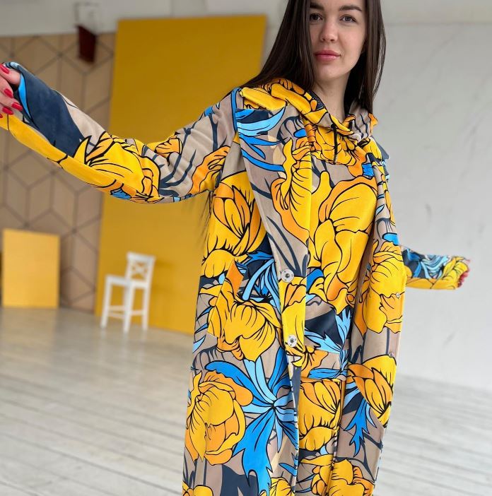 Buy Yellow Blue Midi Straight Coat with Buttoned Pockets and Pantsuit with Hooded Sweatshirt