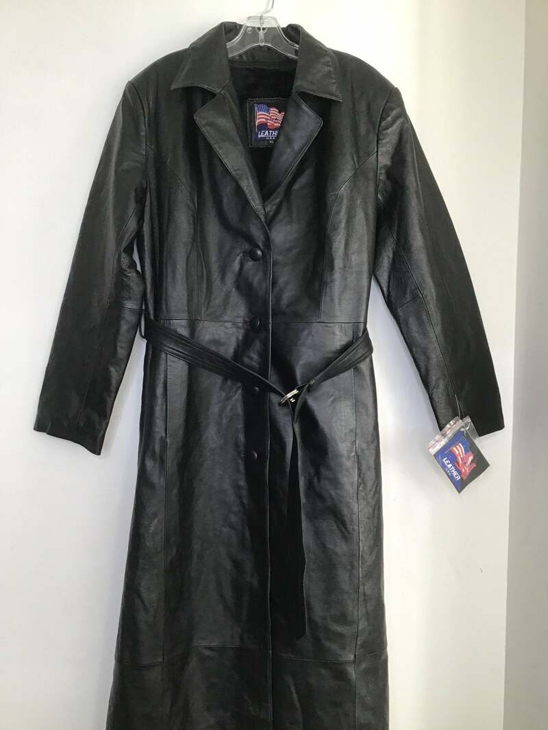 Buy Long real leather coat fastened on buttons and belt with two pockets outside with removable lining on the lock men size 3XL black color.
