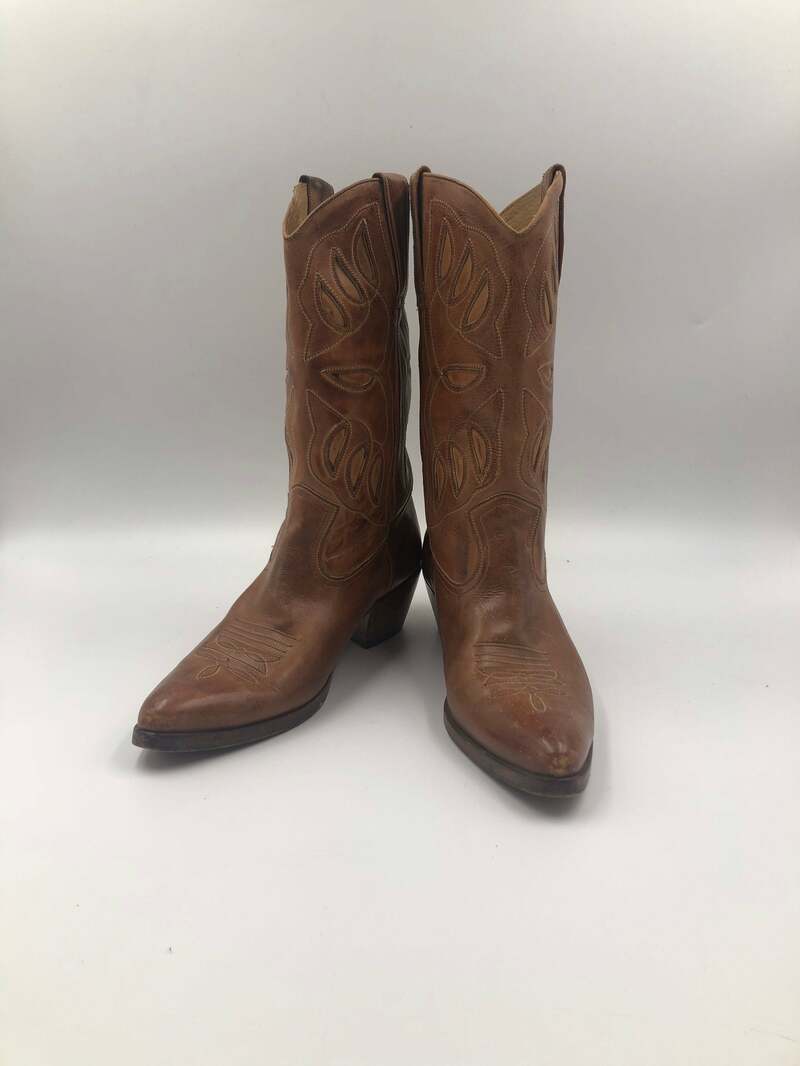 Buy Light brown men's boots, real leather, vintage, embroidered, with unique print, western style, cowboy boots, light brown color, size 9 1/2.