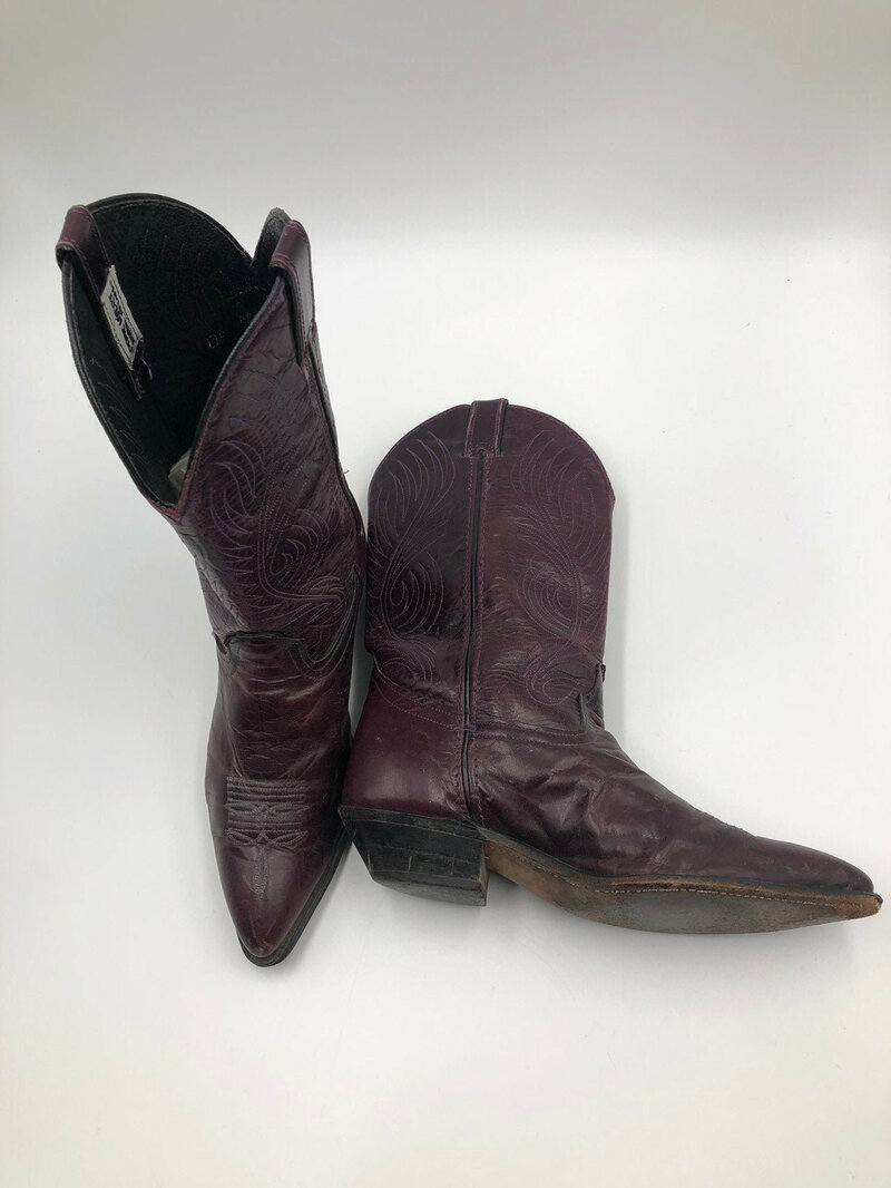 Buy Cowgirl Boots Burgundy Leather Western style decorated embroidery unique boots in good used condition, women 9 1/2